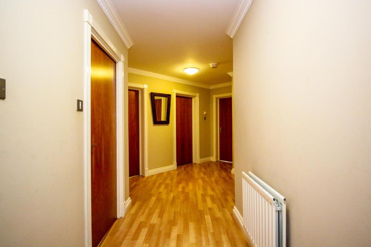 Turnberry Apartments Exterior photo